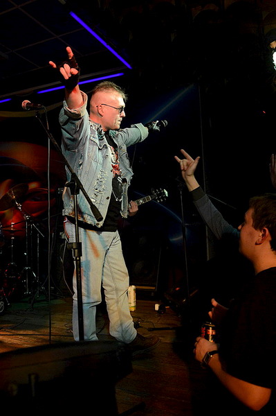 click for enlarge 665 X 1000 132.2 Kb picture