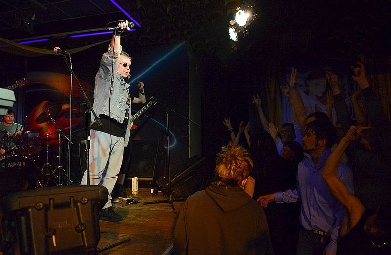 click for enlarge 1000 X 654 153.5 Kb picture