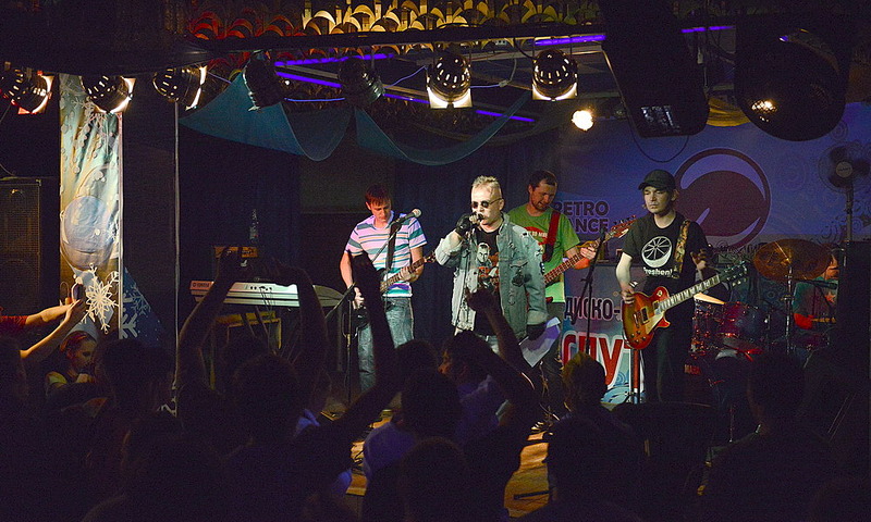 click for enlarge 1000 X 600 190.1 Kb picture