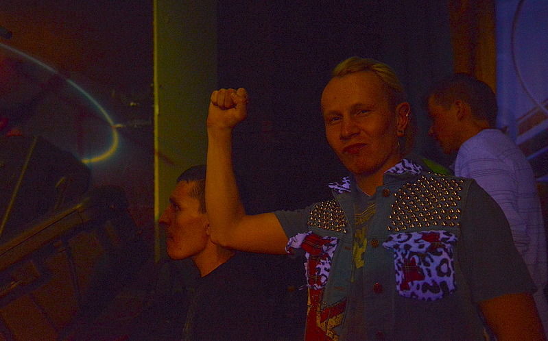 click for enlarge 1000 X 623 151.5 Kb picture