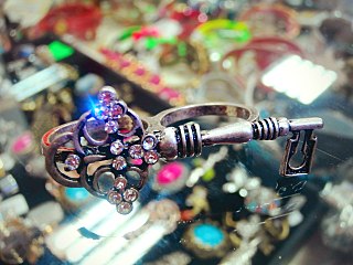 click for enlarge 1280 X 960 191.3 Kb picture