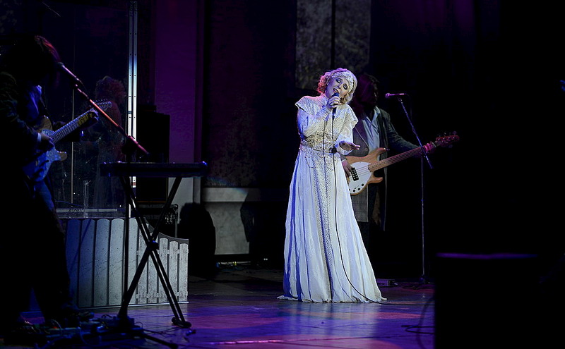 click for enlarge 1000 X 619 115.9 Kb picture