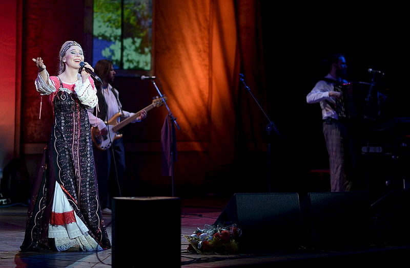 click for enlarge 1000 X 655 127.5 Kb picture