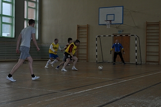 click for enlarge 1072 X 712 490.9 Kb picture