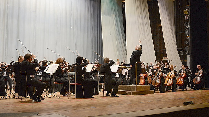 click for enlarge 1000 X 558 175.1 Kb picture