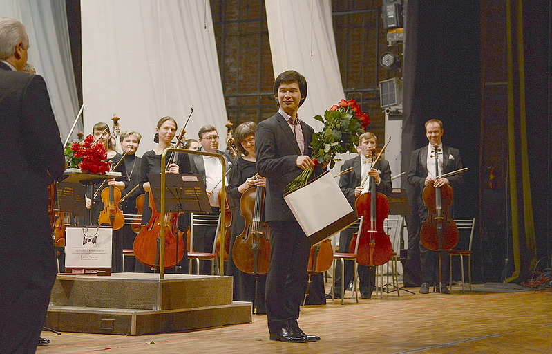 click for enlarge 1000 X 641 214.2 Kb picture