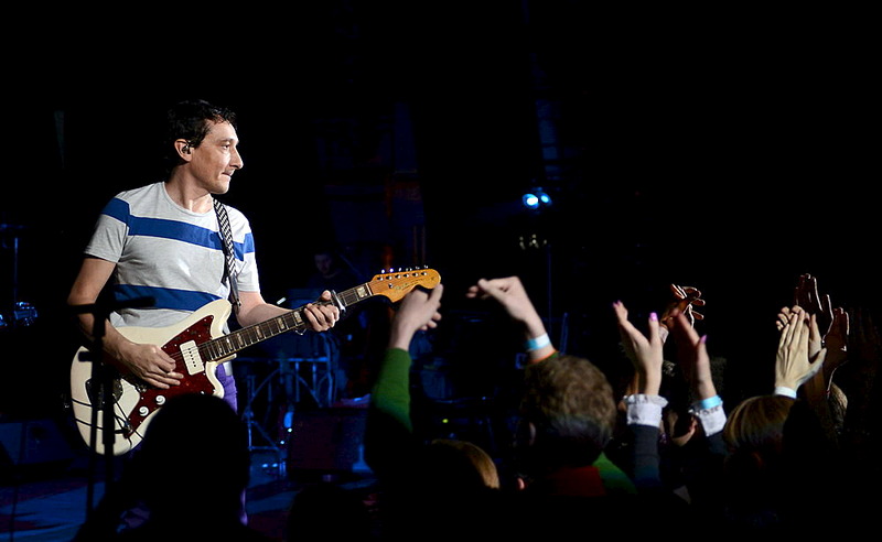 click for enlarge 1000 X 615 86.6 Kb picture