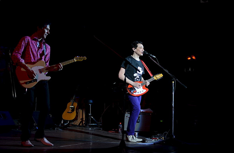 click for enlarge 1000 X 655 87.7 Kb picture