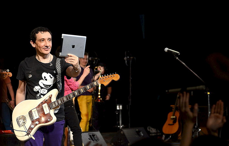 click for enlarge 1000 X 638 110.0 Kb picture