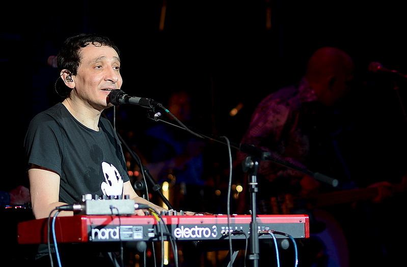 click for enlarge 1000 X 657 106.6 Kb picture