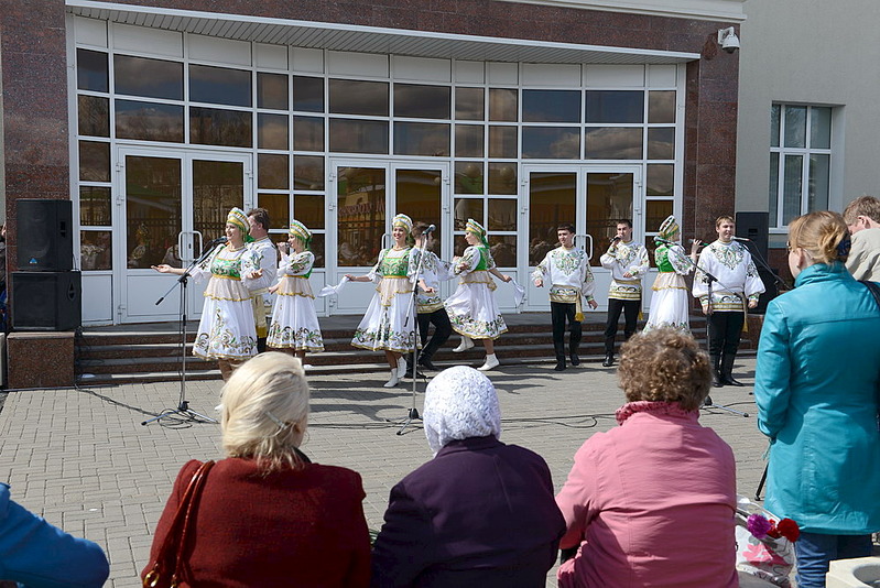 click for enlarge 1000 X 668 219.8 Kb picture