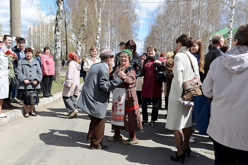 click for enlarge 1000 X 668 279.4 Kb picture