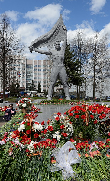 click for enlarge 607 X 1000 314.2 Kb picture