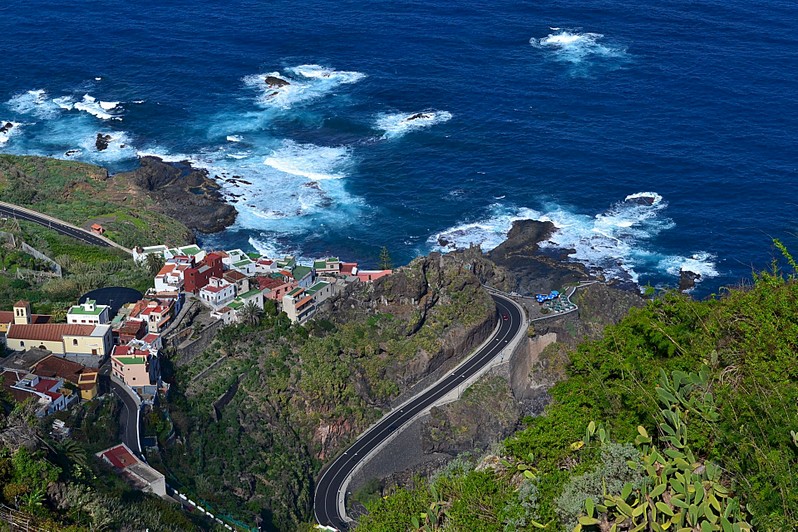 click for enlarge 1920 X 1279 780.4 Kb picture