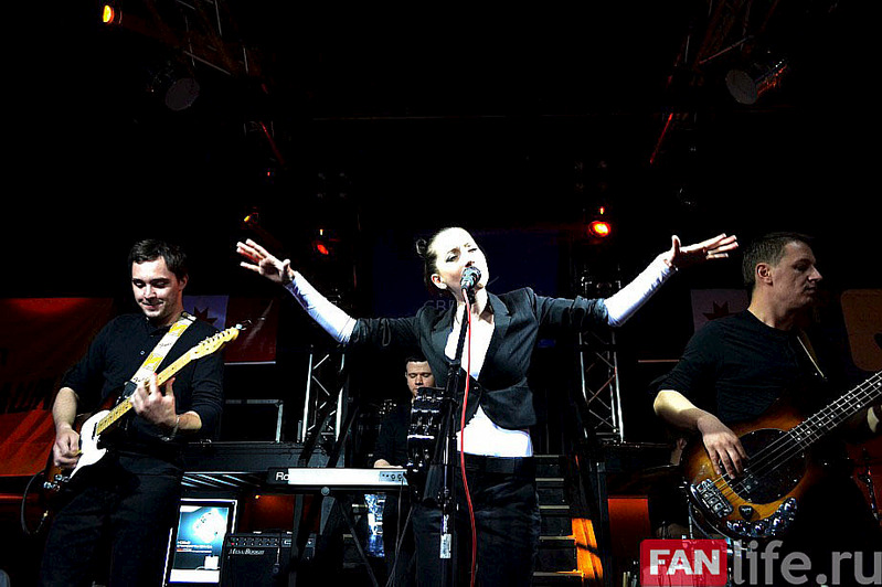 click for enlarge 922 X 614 135.6 Kb picture