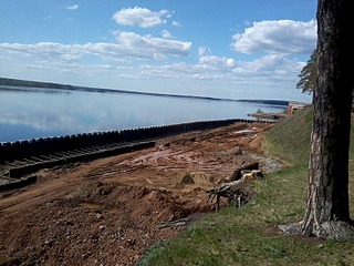 click for enlarge 1600 X 1200 776.5 Kb picture