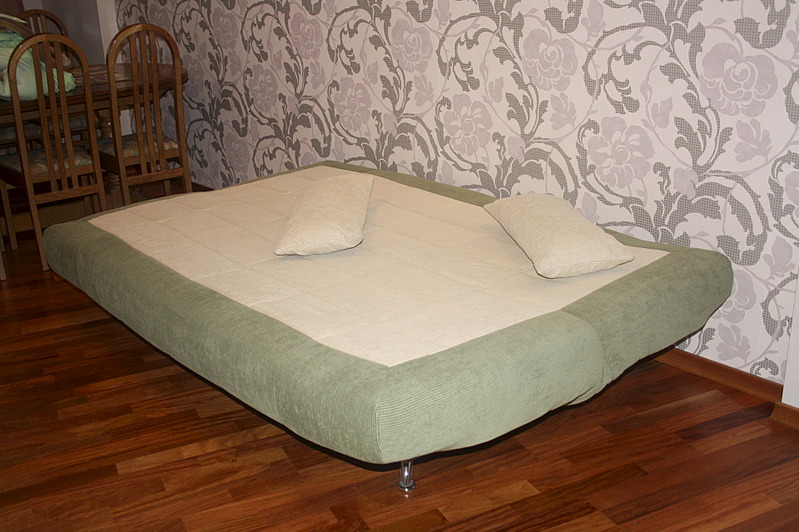 click for enlarge 1920 X 1277 549.9 Kb picture