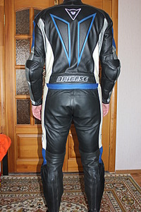 click for enlarge 1920 X 2880 474.1 Kb picture