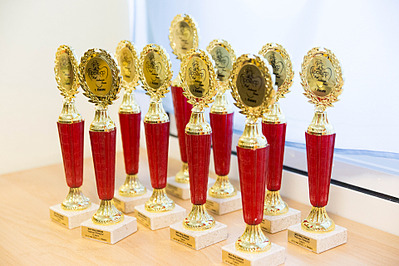 click for enlarge 1920 X 1280 767.9 Kb picture