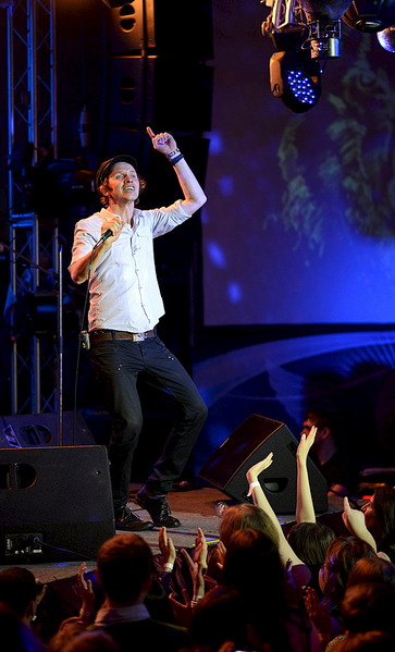 click for enlarge 606 X 1000 135.2 Kb picture