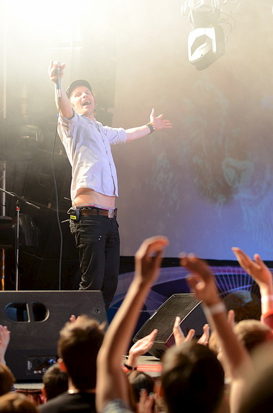 click for enlarge 662 X 1000 117.5 Kb picture