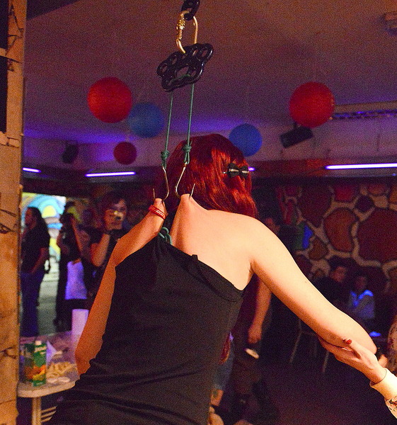 click for enlarge 935 X 1000 395.2 Kb picture