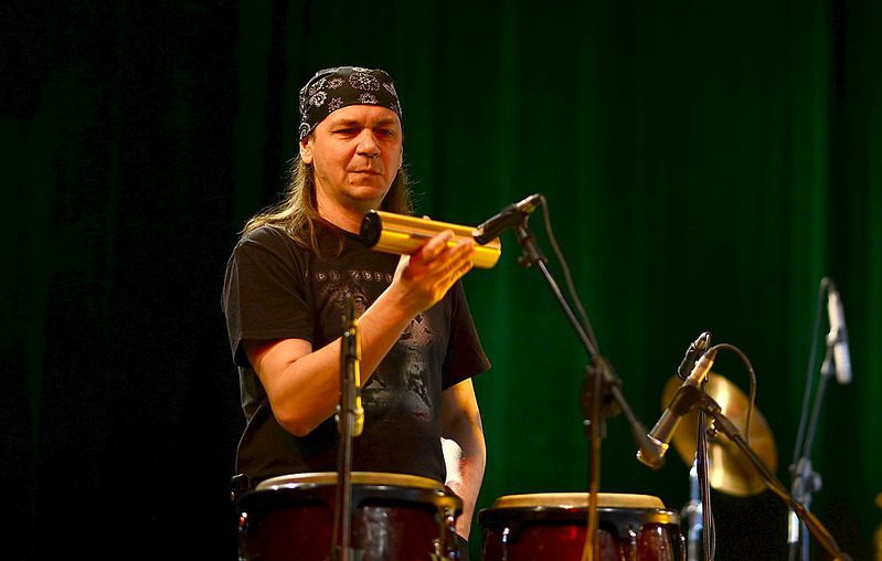 click for enlarge 1000 X 636 119.4 Kb picture