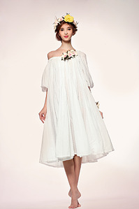 click for enlarge 597 X 900 145.3 Kb picture