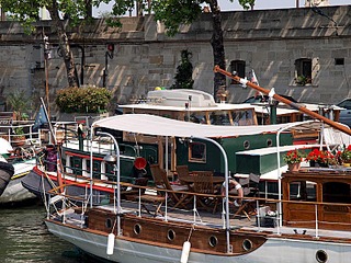 click for enlarge 800 X 600 135.0 Kb picture