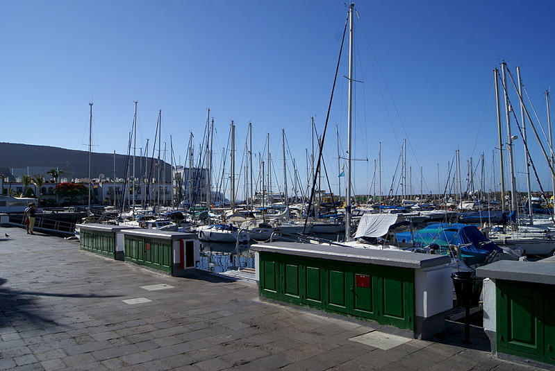 click for enlarge 1920 X 1285 573.1 Kb picture