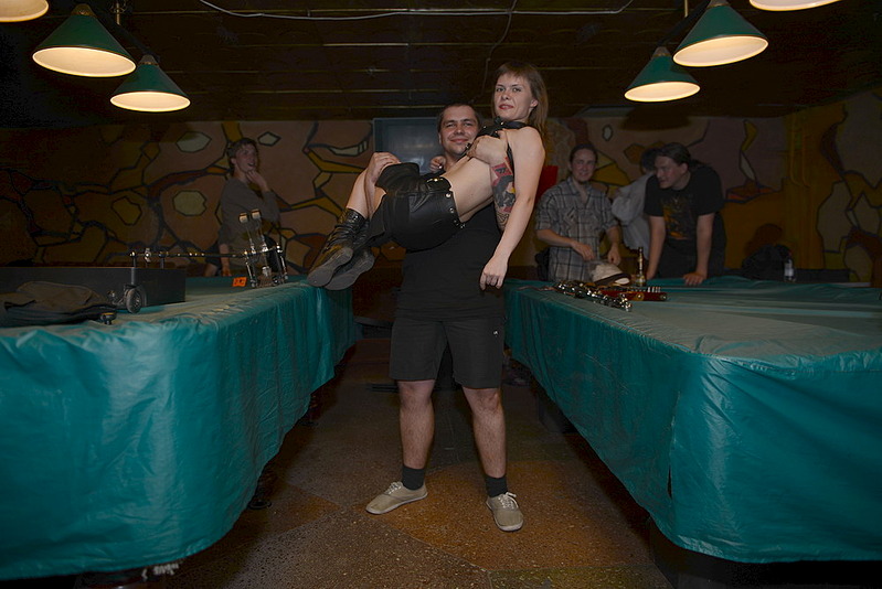 click for enlarge 1000 X 668 140.6 Kb picture