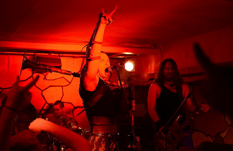 click for enlarge 1000 X 650 135.9 Kb picture