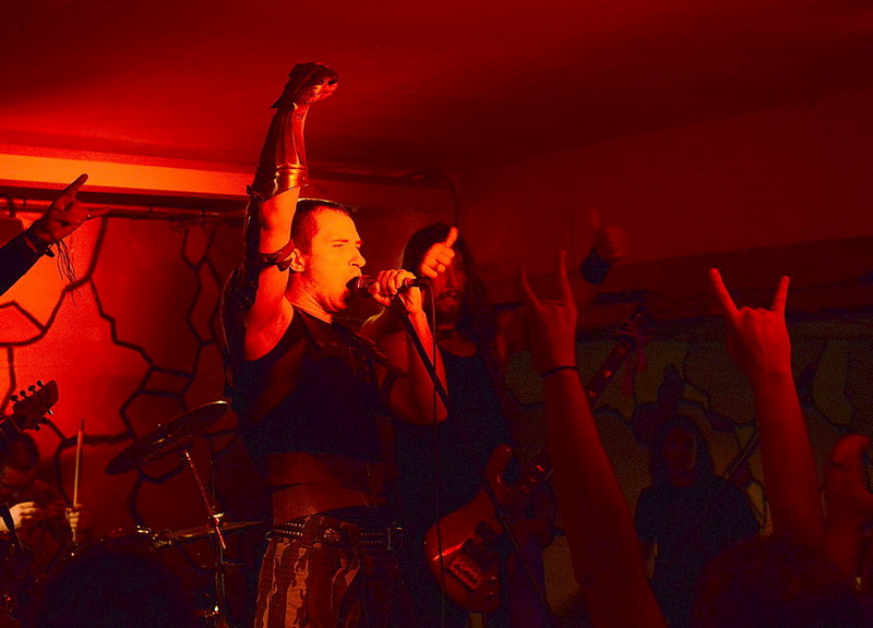 click for enlarge 1000 X 720 141.1 Kb picture