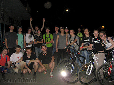 click for enlarge 1600 X 1200 218.7 Kb picture