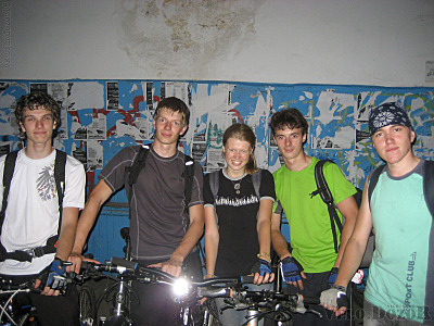 click for enlarge 1600 X 1200 227.7 Kb picture