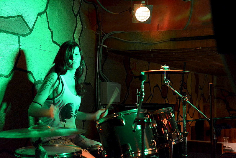 click for enlarge 1000 X 670 197.6 Kb picture