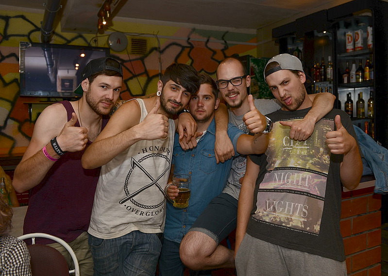 click for enlarge 1000 X 712 197.6 Kb picture