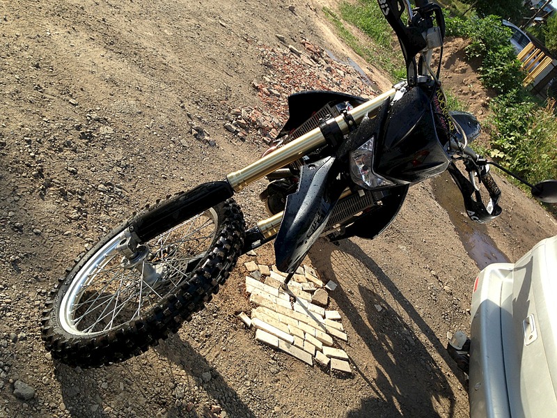 click for enlarge 1920 X 1440 549.8 Kb picture