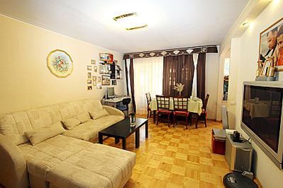 click for enlarge 800 X 533 420.9 Kb picture