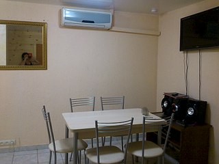 click for enlarge 1920 X 1440 340.7 Kb picture