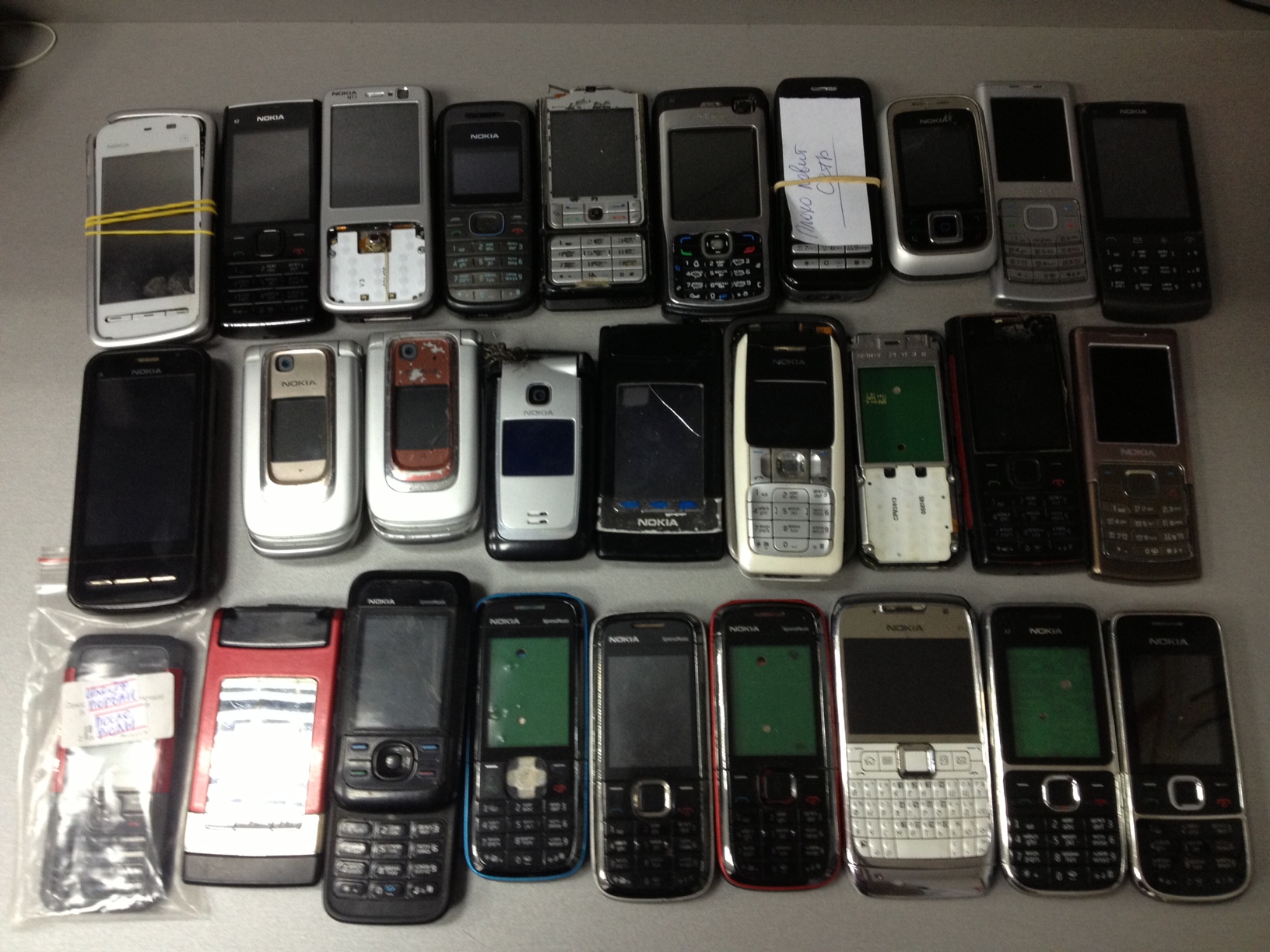 Бу телефоны г. Нокиа раскладушка 2008. Нокиа раскладушка 2005. Нокиа раскладушка 2006 года. Телефон 2007 Nokia.