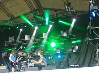 click for enlarge 1920 X 1440 475.3 Kb picture