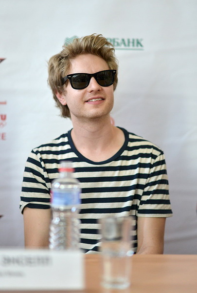 click for enlarge 675 X 1000 114.9 Kb picture