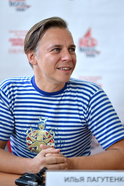 click for enlarge 665 X 1000 172.5 Kb picture