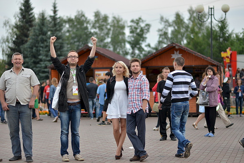 click for enlarge 1000 X 669 207.9 Kb picture