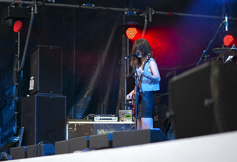 click for enlarge 1000 X 684 154.3 Kb picture