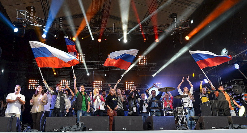 click for enlarge 1000 X 538 205.9 Kb picture