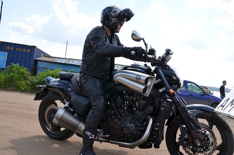 click for enlarge 1919 X 1271 522.6 Kb picture