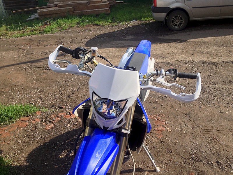 click for enlarge 1920 X 1440 414.3 Kb picture