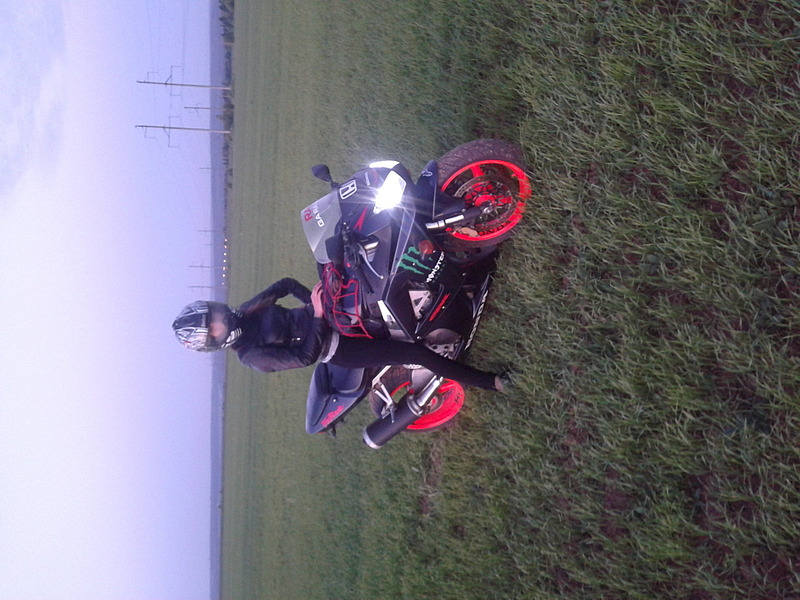 click for enlarge 1920 X 1440 551.8 Kb picture